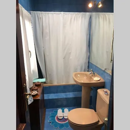 بيت للعطل Casa En Con Hermoso Jardin, Parking Calle